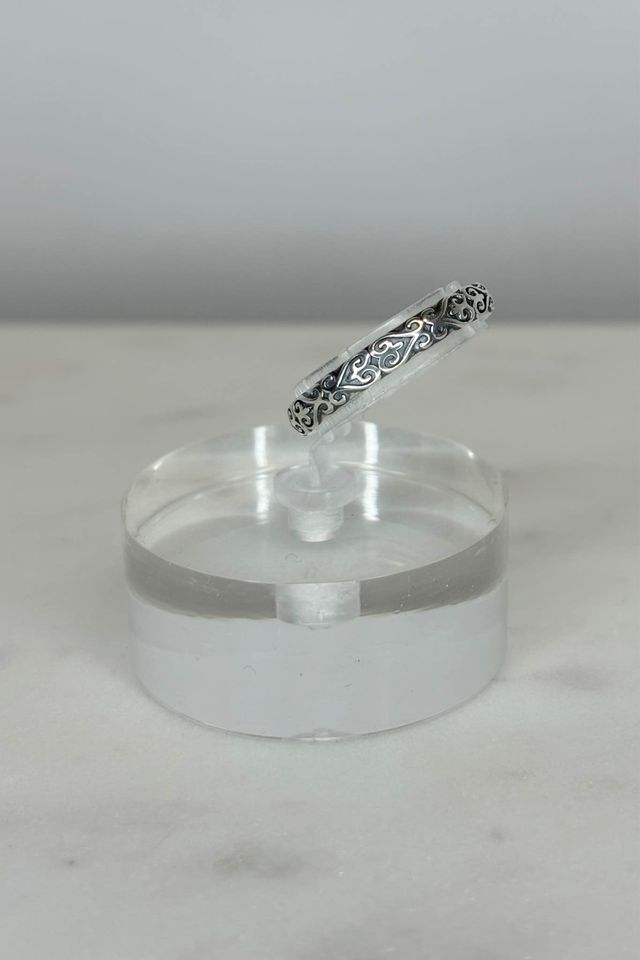Sterling Silver Antiqued Fleur De Lis Band