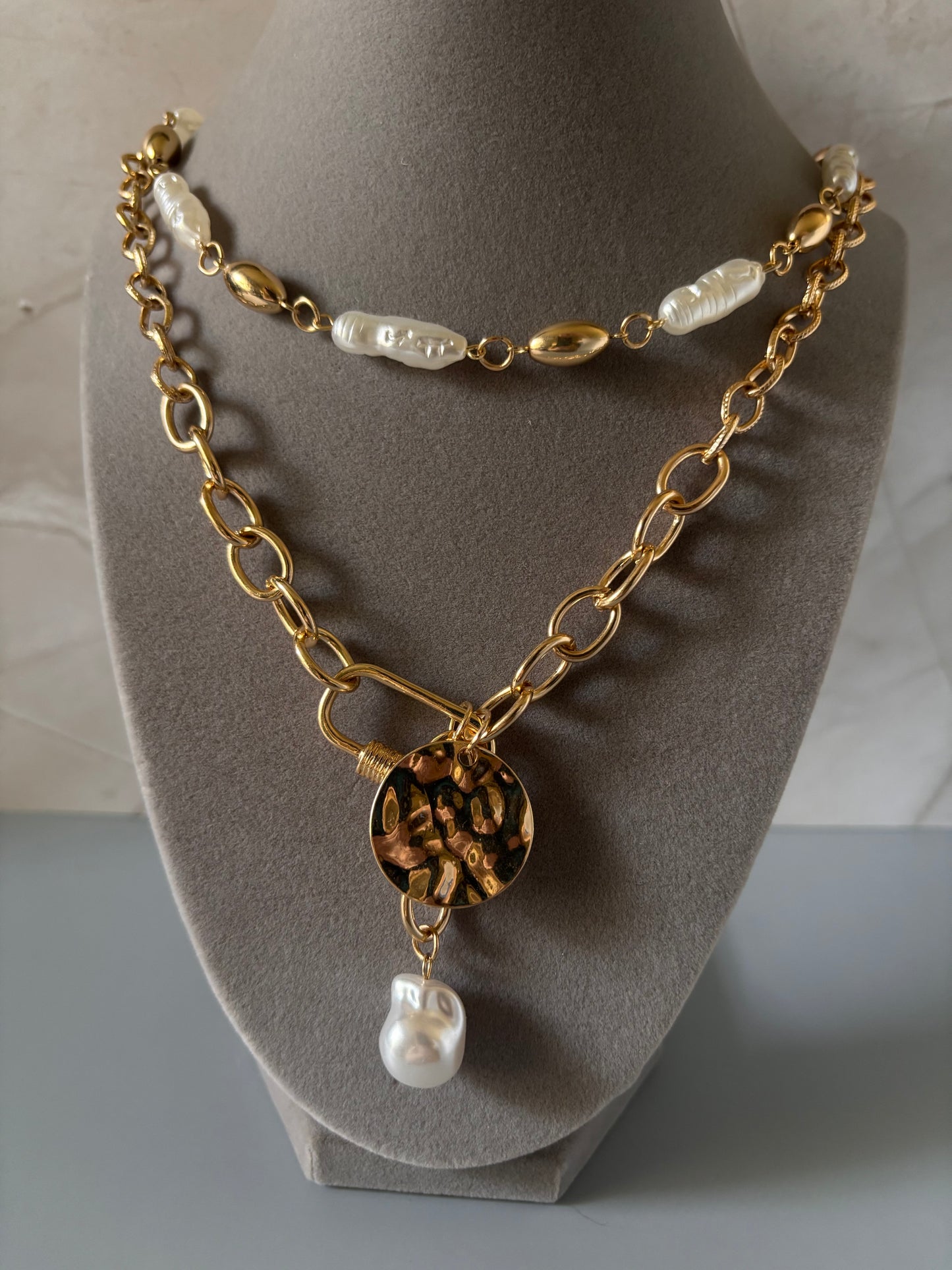 Double Strand Chunky Gold Chain and Baroque Pearl Necklace for Women