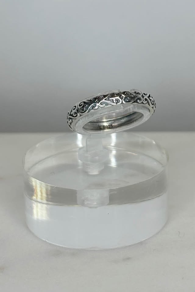 Sterling Silver Antiqued Fleur De Lis Band