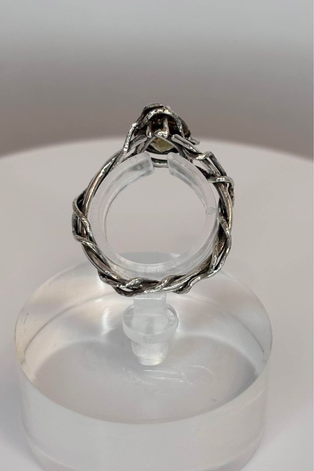 Natural Olive Quarts Sterling Silver Vine Ring
